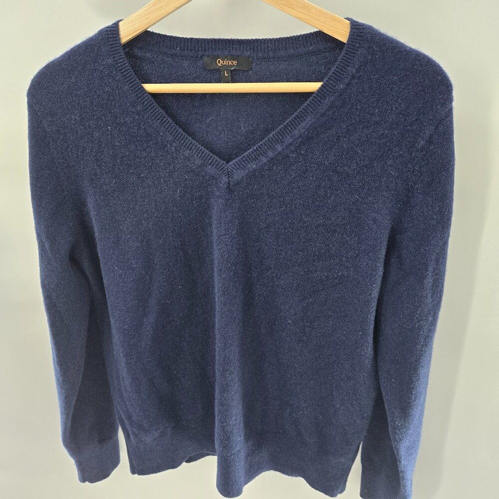 Quince Navy Blue 100% Mongolian Cashmere V-Neck Large